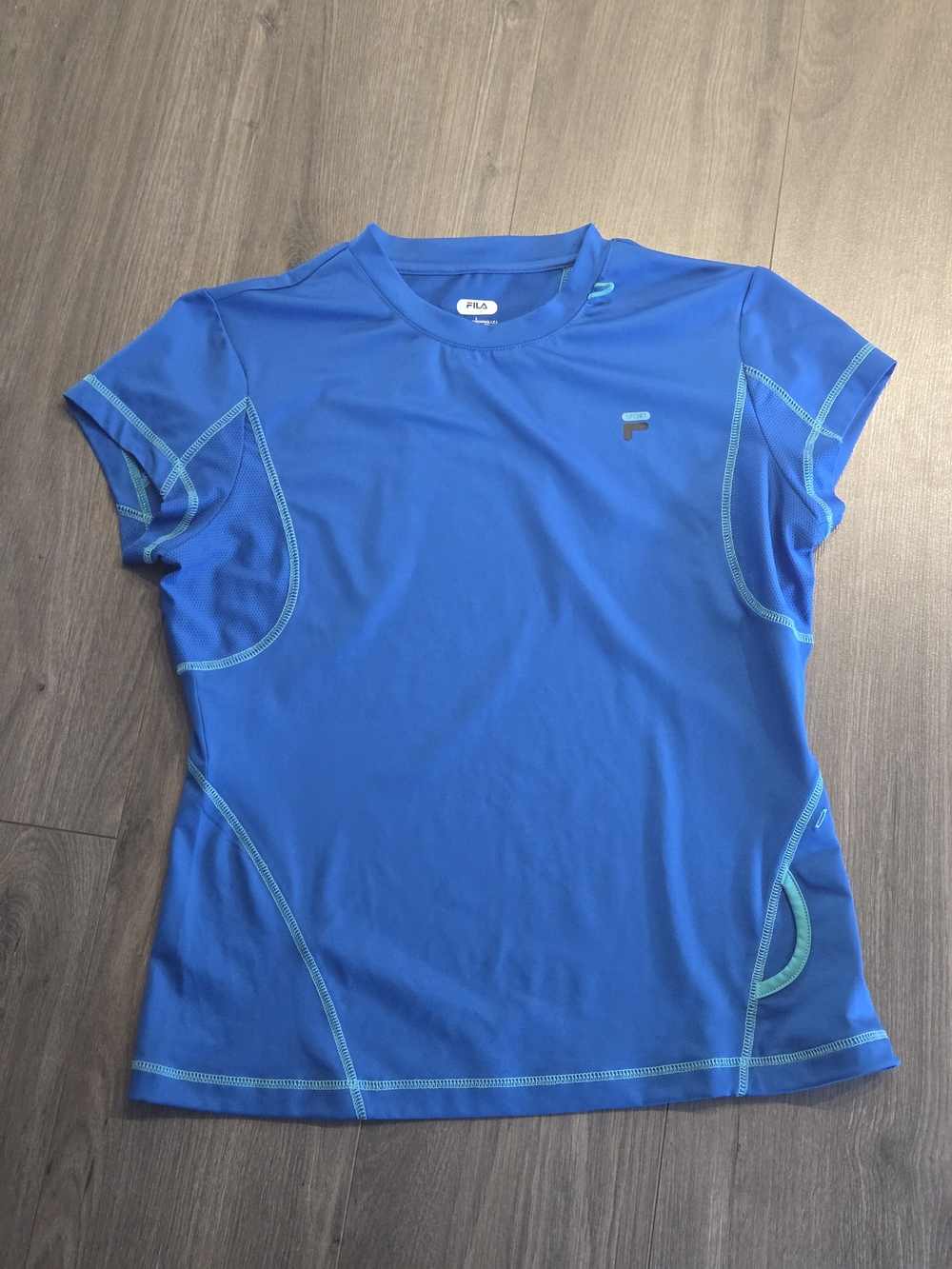 FILA Size L Womens Blue Stretch Crew Neck Short Sleeve Athletic Shirt 72377